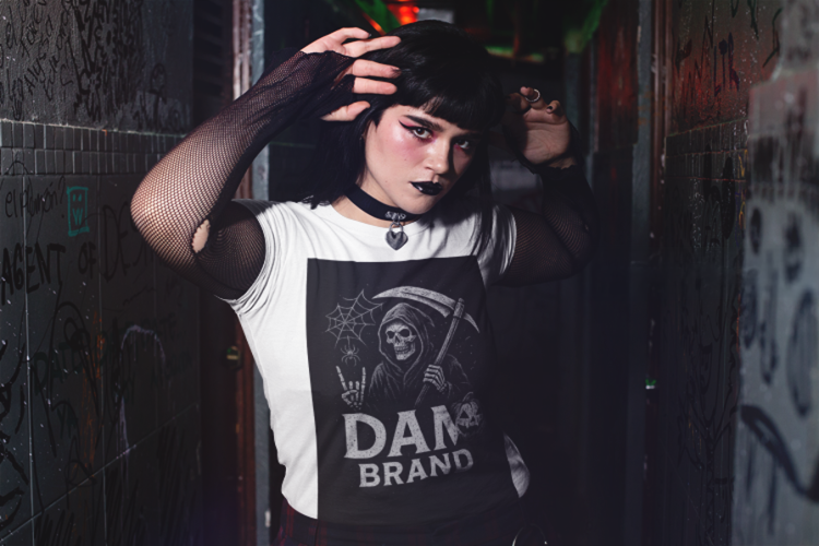 DAM BRAND® Skull Embrace Tee